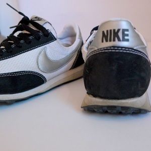 Nike Waffle Sneakers
